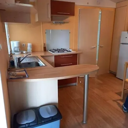 Apartamento D005 Mobil home avec terrasse dans un camping 3 étoiles